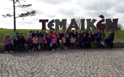 2nd grade enjoyed a guided tour in English at Temaiken